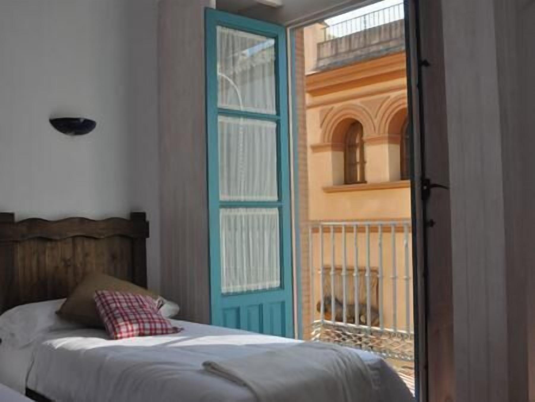 Monkeys Apartments Pureza House 세비야 외부 사진